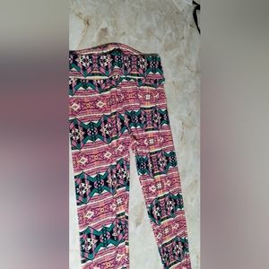 Pink pattern leggings